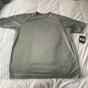 Nike dryfit TSHIRT